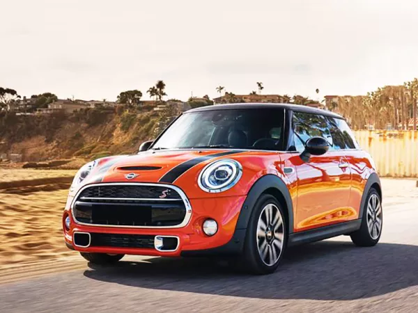 Dịch vụ thay Kính chắn gió xe Mini Cooper S tận nơi